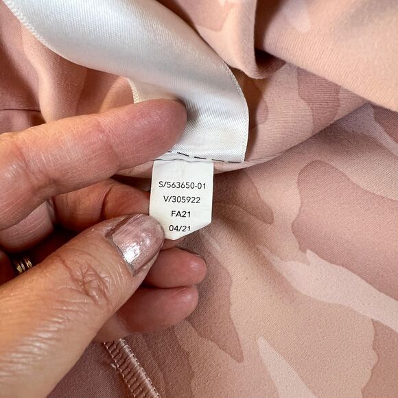 Athleta Elation Camo 7/8 Tight Leggings 1X Pink Athleisure Active Gym‎ Lounge - Picture 4 of 9